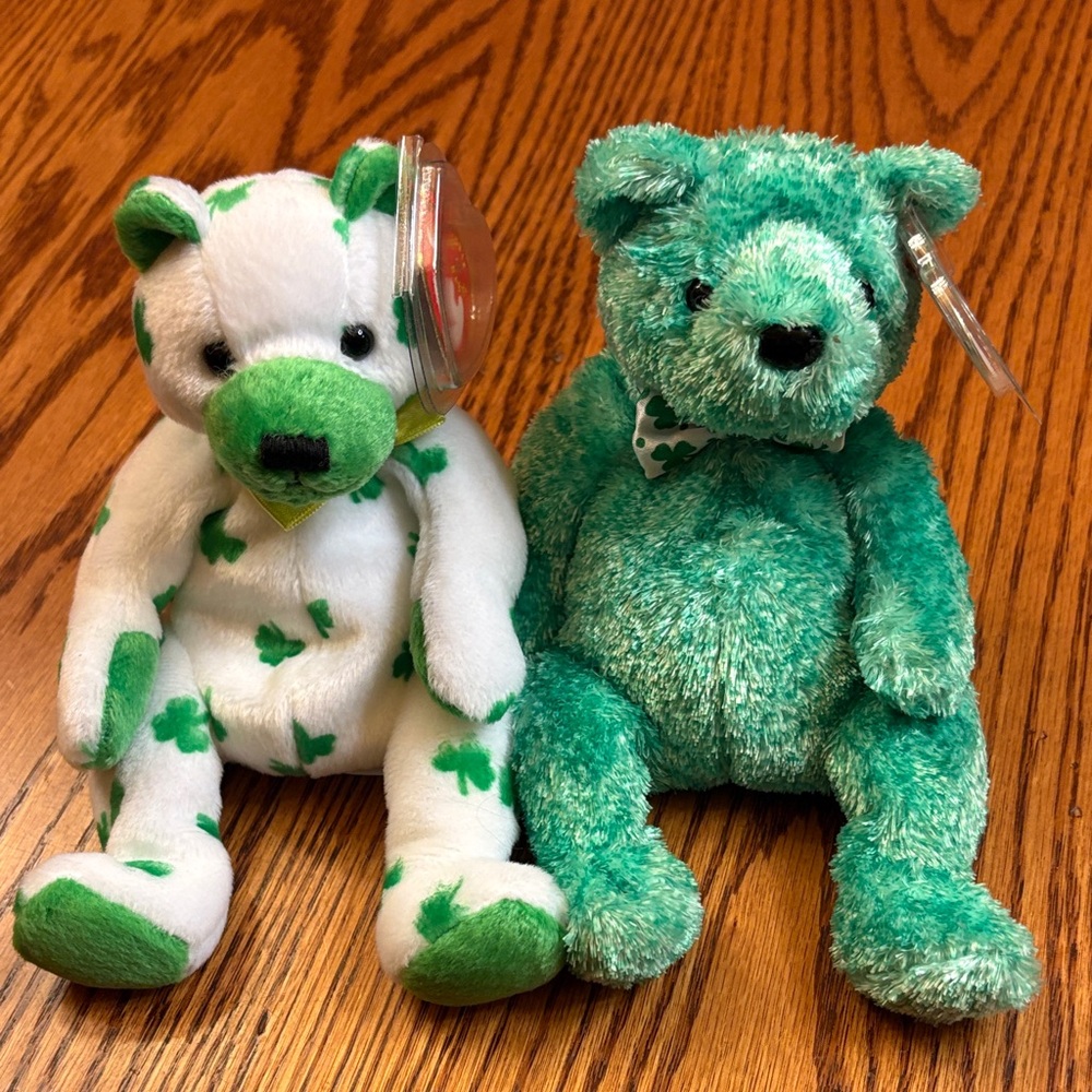 TY Beanie Babies Set of 2001 Clover Bear & 2002 LUCK-e Bear for St Patrick’s Day